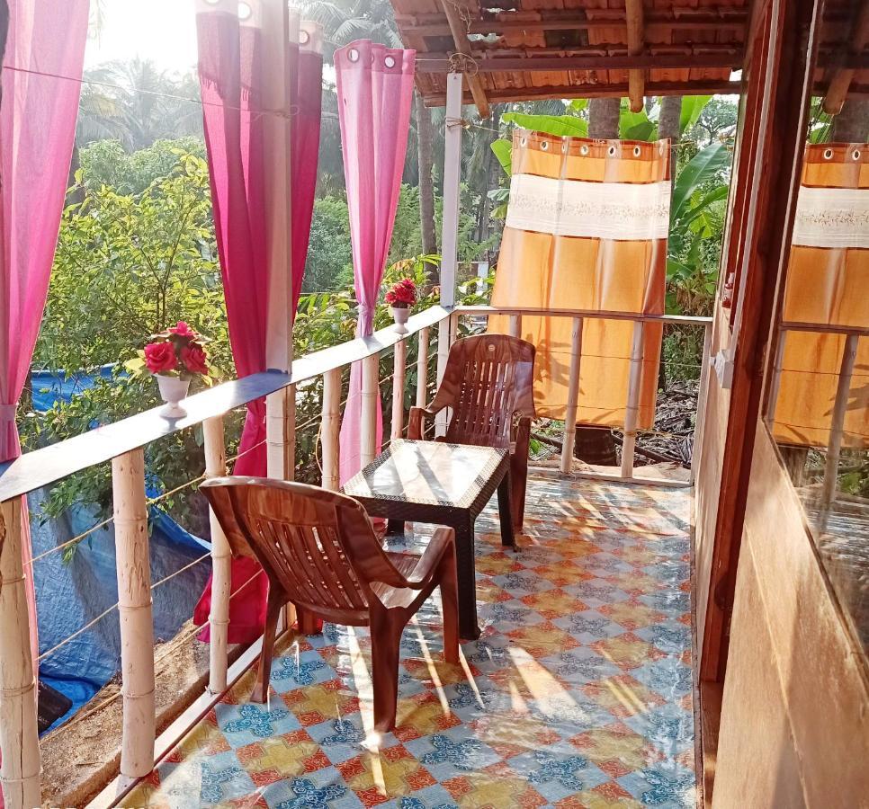 Shiv Sai Huts Hotell Canacona Exteriör bild