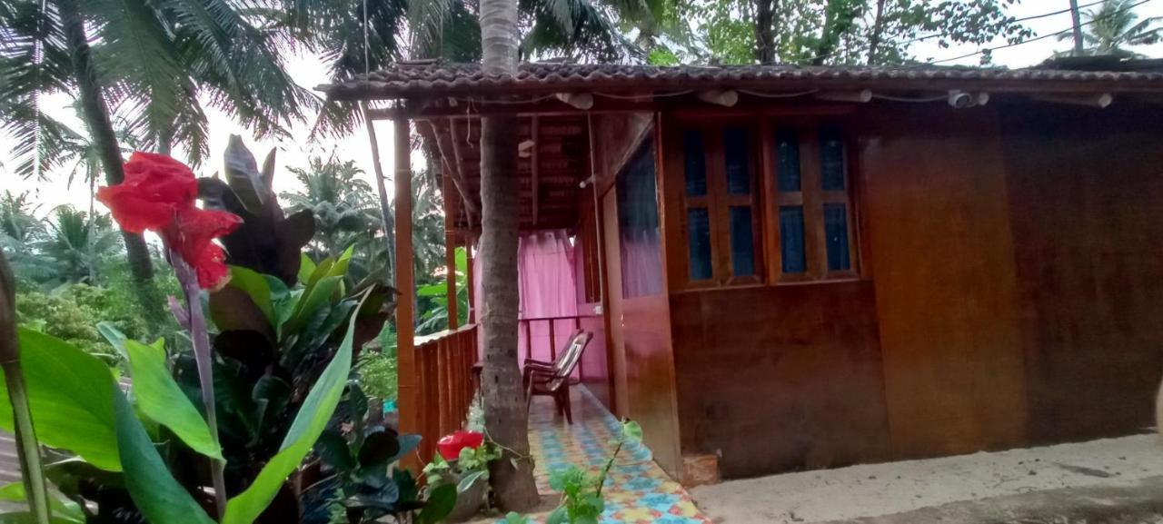 Shiv Sai Huts Hotell Canacona Exteriör bild