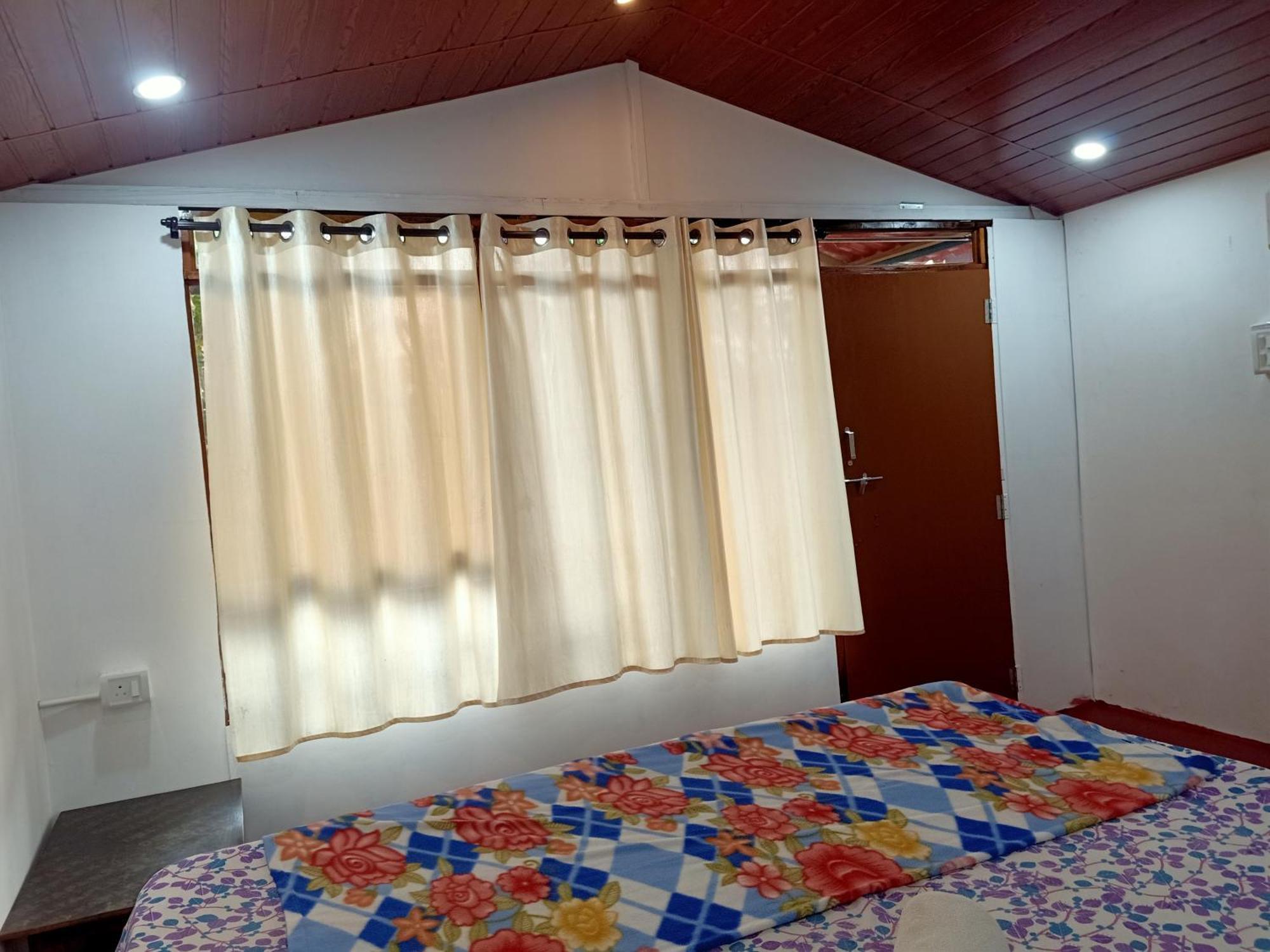 Shiv Sai Huts Hotell Canacona Exteriör bild